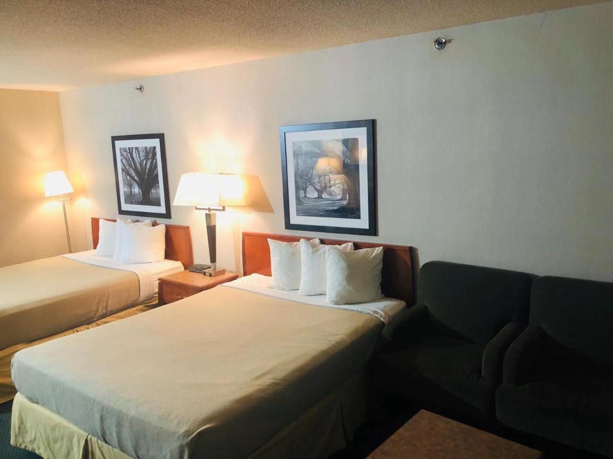 Art Infiniti Hotel Pitt Meadows Exterior foto